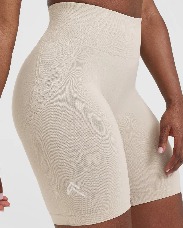 Effortless Seamless Cycling Shorts | Sand