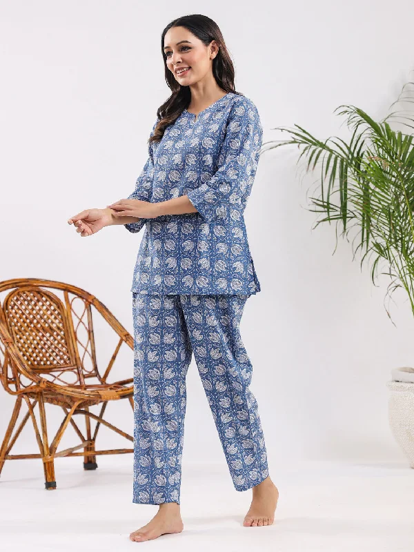 Blue tulip print Cotton Night Suit