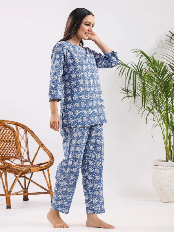 Blue tulip print Cotton Night Suit