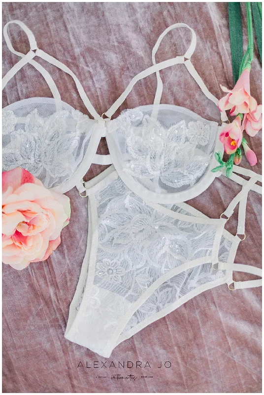 Bridget Bra Set + Complimentary Robe