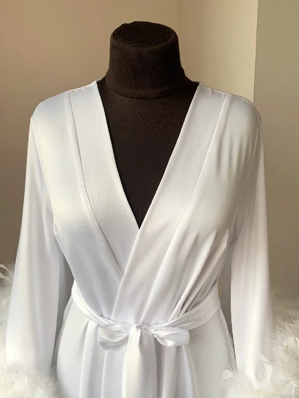 Feather robe long with train White